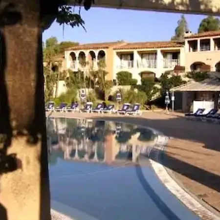 Chez Adriana Appartement Cosy Avec Jardin, Proche Plage Grimaud Exterior foto