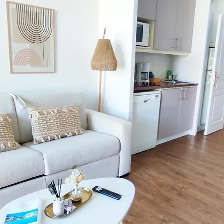 Chez Adriana Appartement Cosy Avec Jardin, Proche Plage Grimaud Exterior foto