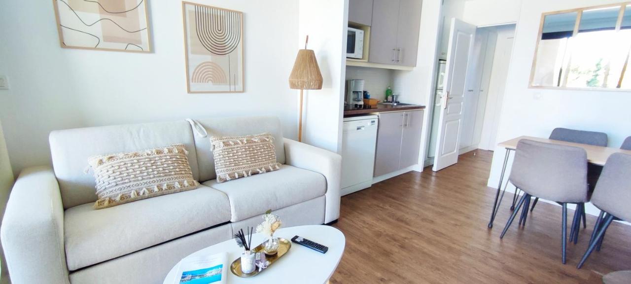 Apartment Chez Adriana Cosy Avec Jardin, Proche